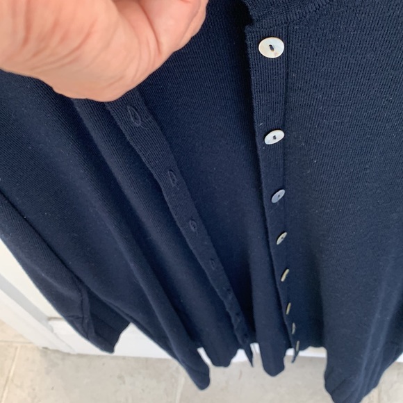 Alain Manoukian Navy Lambs Wool cardigan M/L - Picture 3 of 6